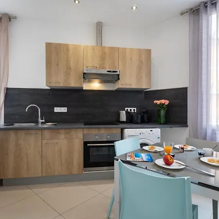 Les Lions Apartamento Niza