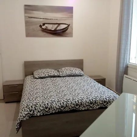 Apartment Les Lions Nice